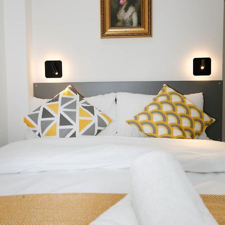 New Luxury Apartments In Central London Next To Shops, Cafes, Bars & Metro Exteriér fotografie