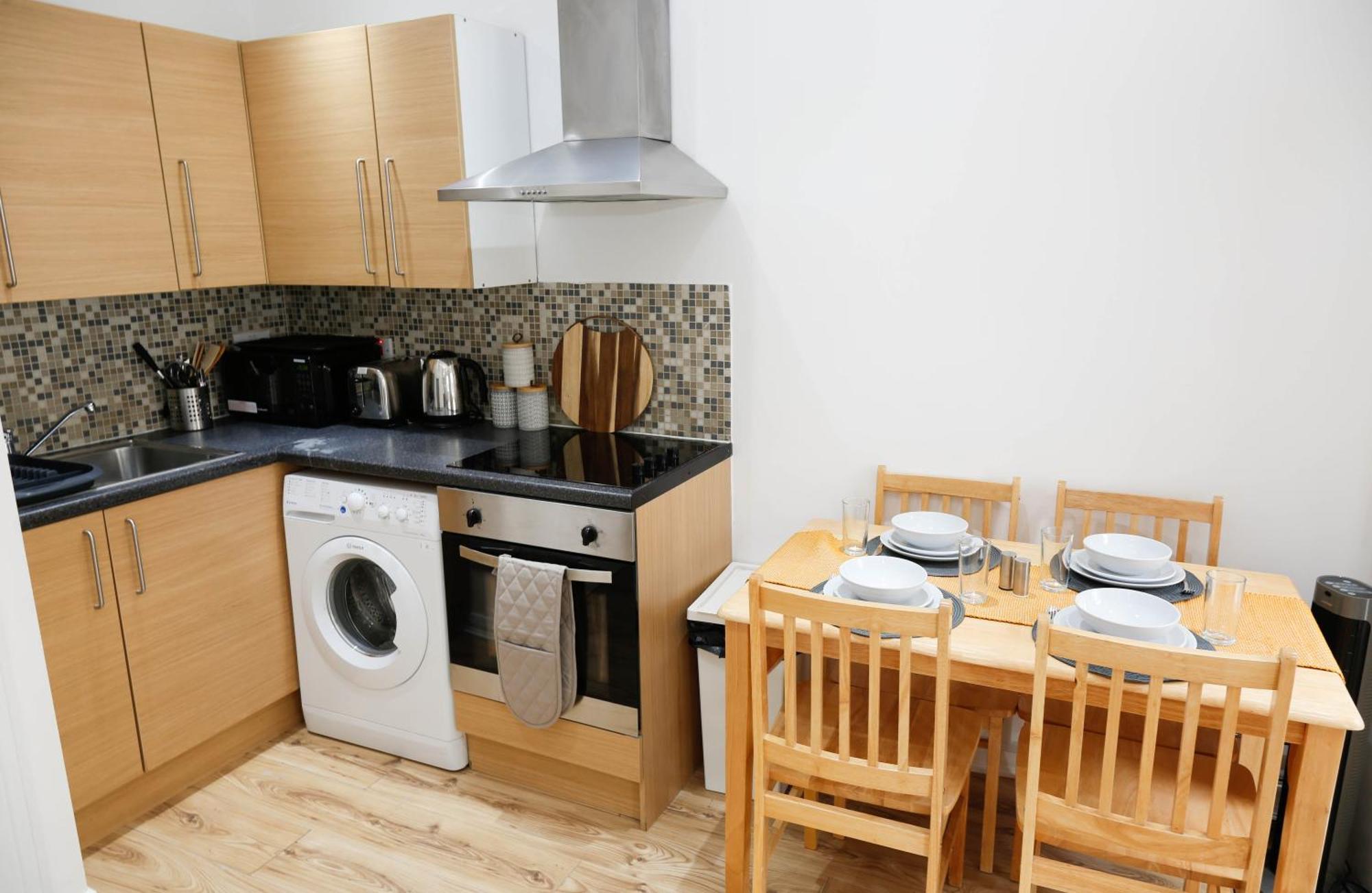 New Luxury Apartments In Central London Next To Shops, Cafes, Bars & Metro Exteriér fotografie