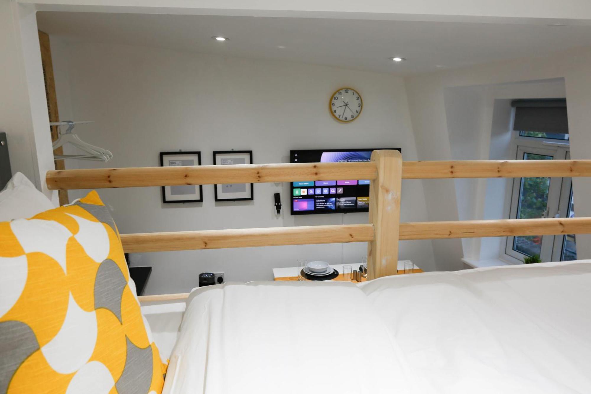 New Luxury Apartments In Central London Next To Shops, Cafes, Bars & Metro Exteriér fotografie