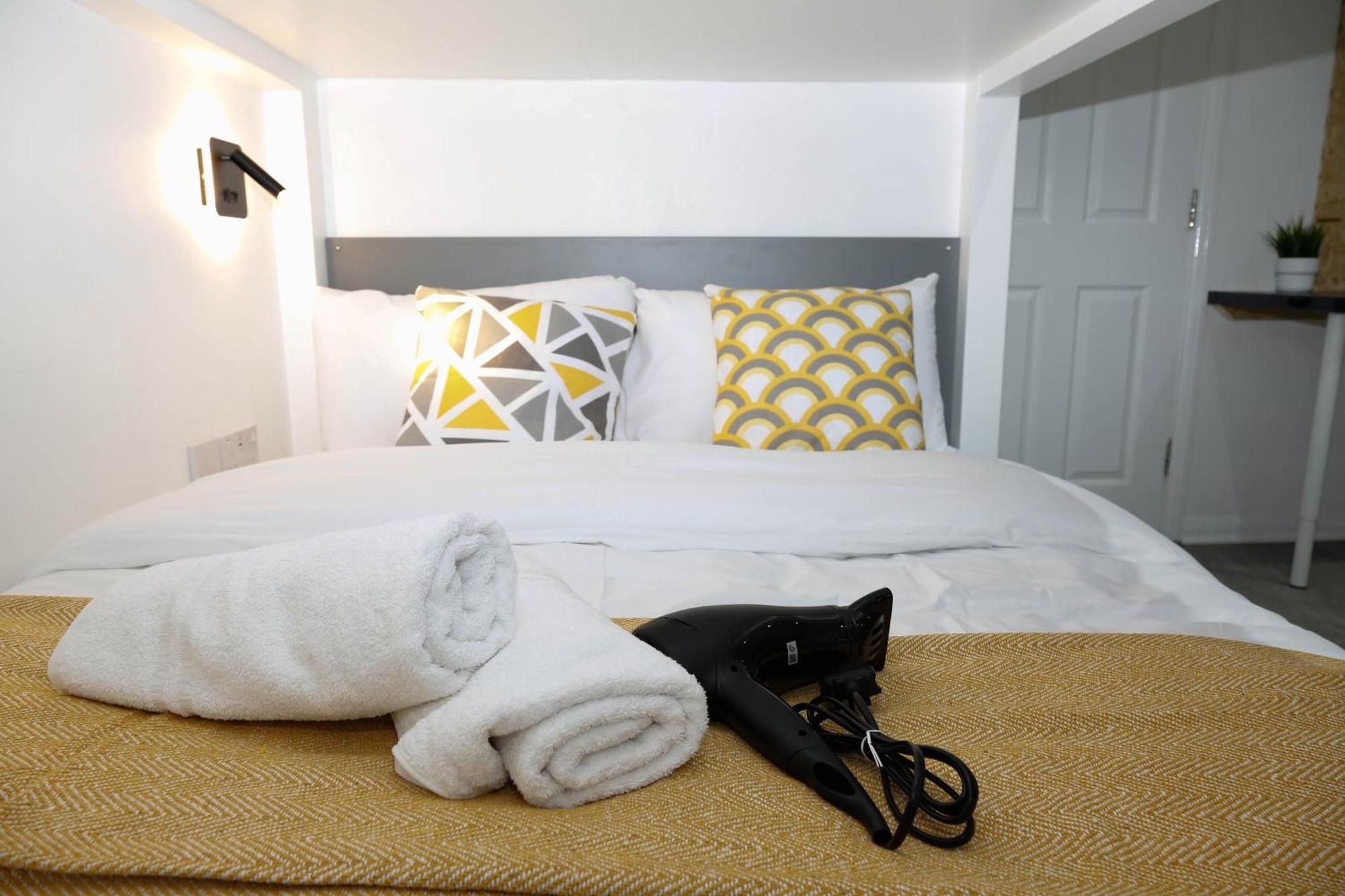 New Luxury Apartments In Central London Next To Shops, Cafes, Bars & Metro Exteriér fotografie