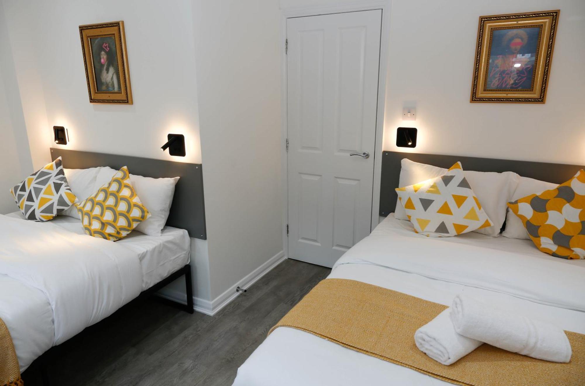 New Luxury Apartments In Central London Next To Shops, Cafes, Bars & Metro Exteriér fotografie