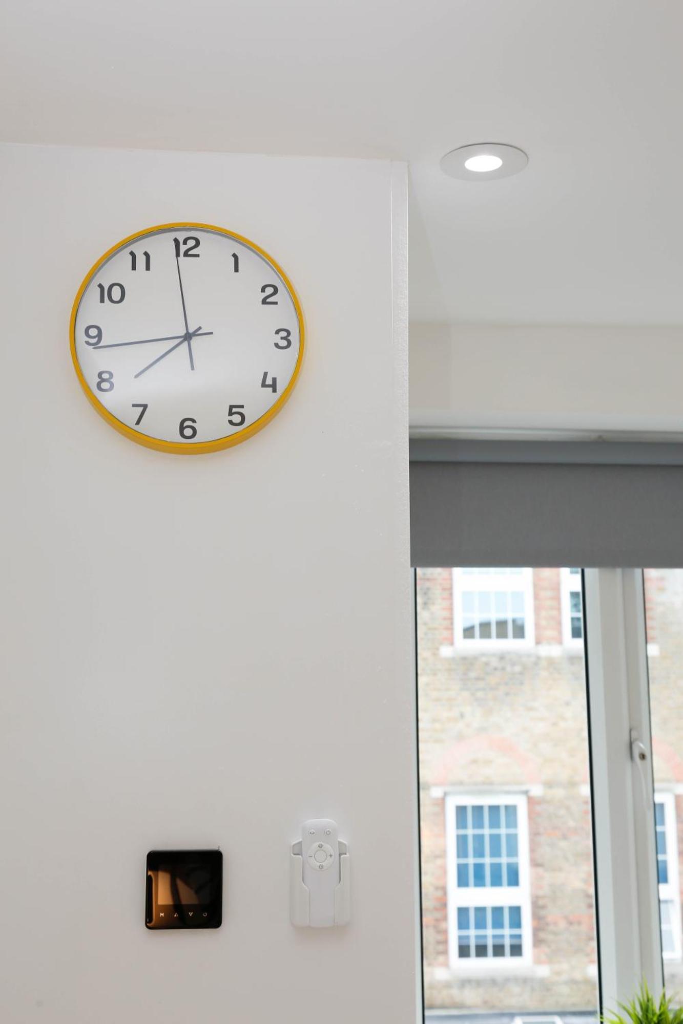 New Luxury Apartments In Central London Next To Shops, Cafes, Bars & Metro Exteriér fotografie