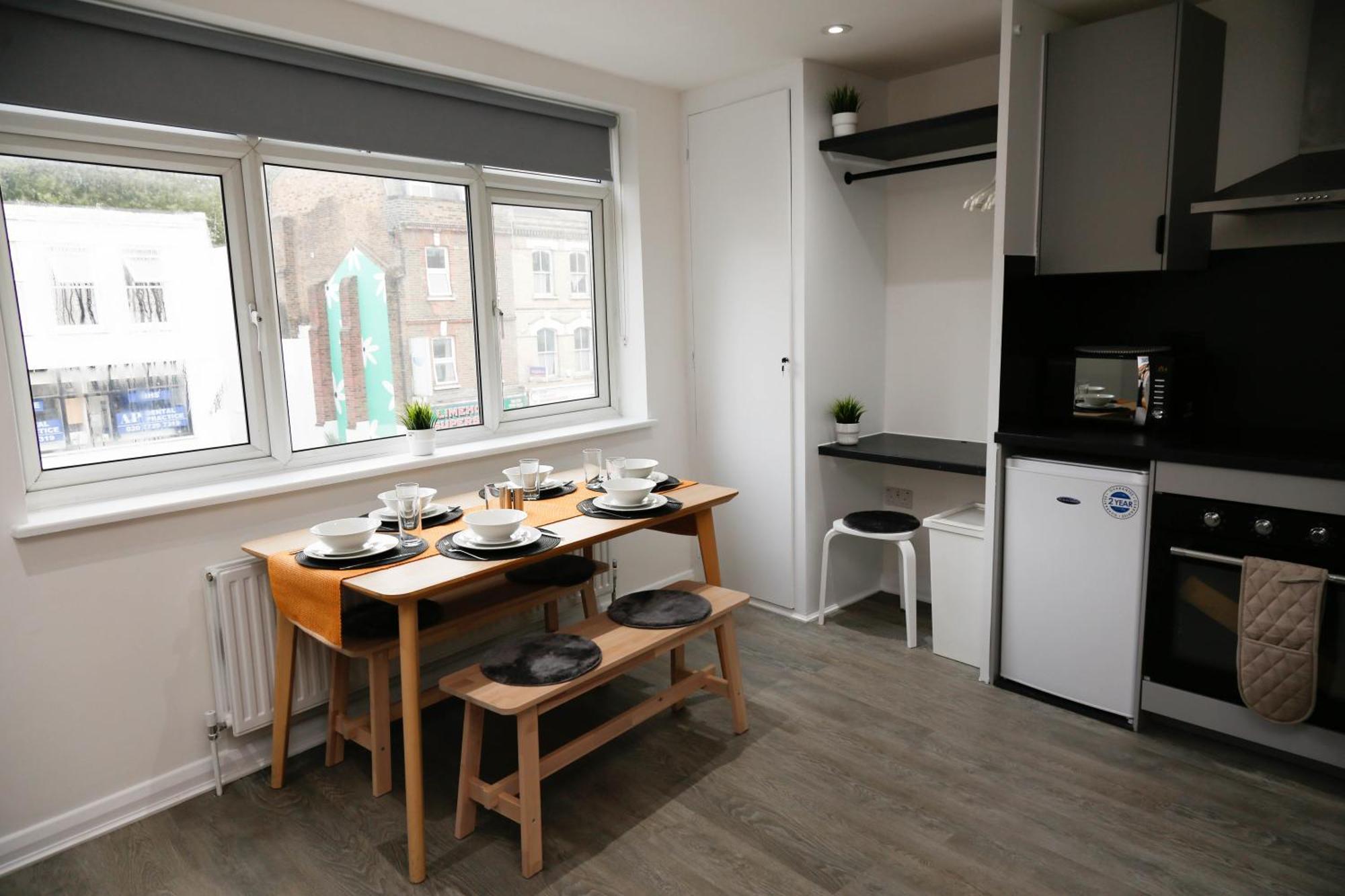 New Luxury Apartments In Central London Next To Shops, Cafes, Bars & Metro Exteriér fotografie